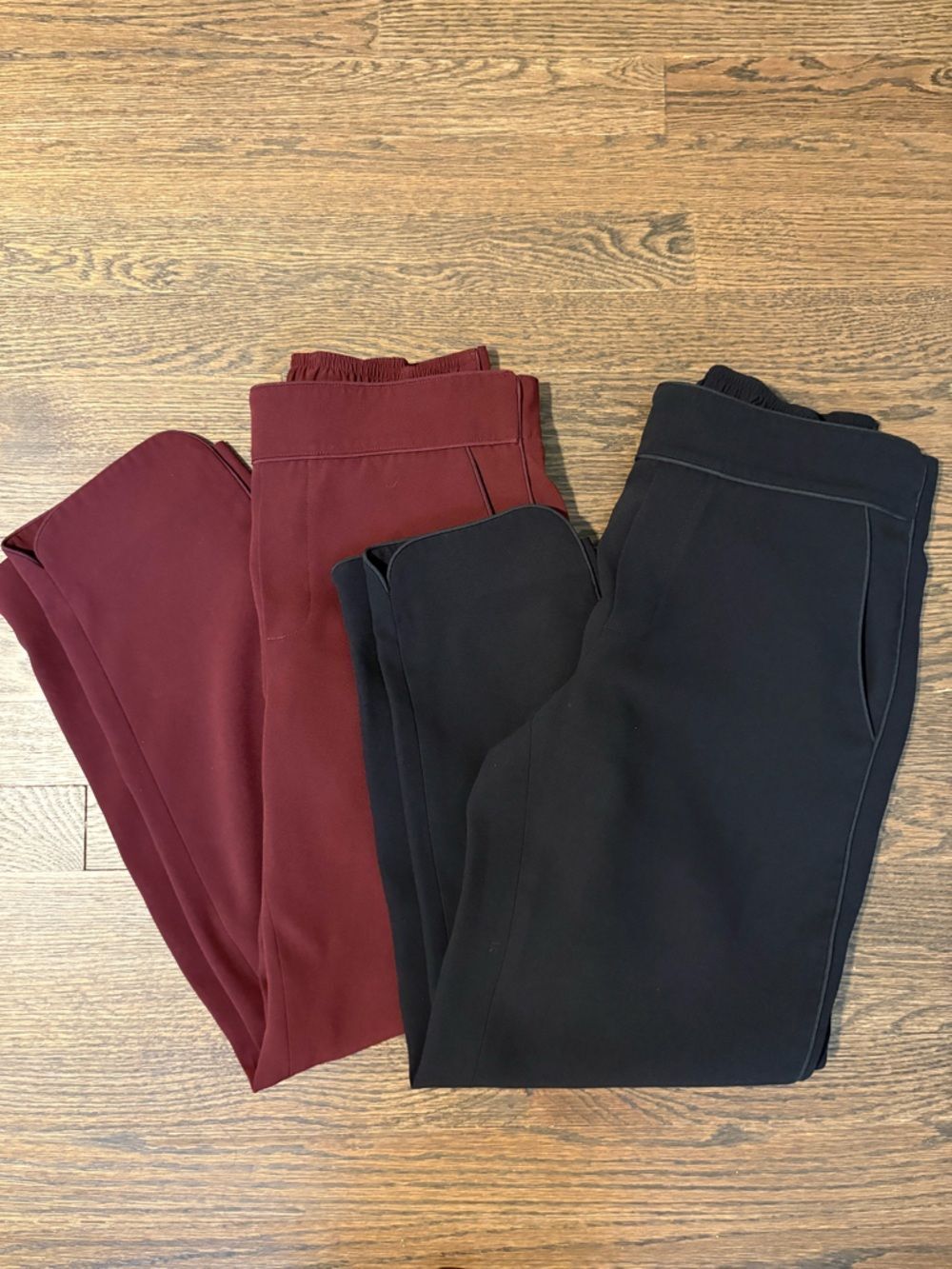 Club Monaco Lot of 2 Slim Ankle Pants Black and Burgundy Size 2 Tulip Hem